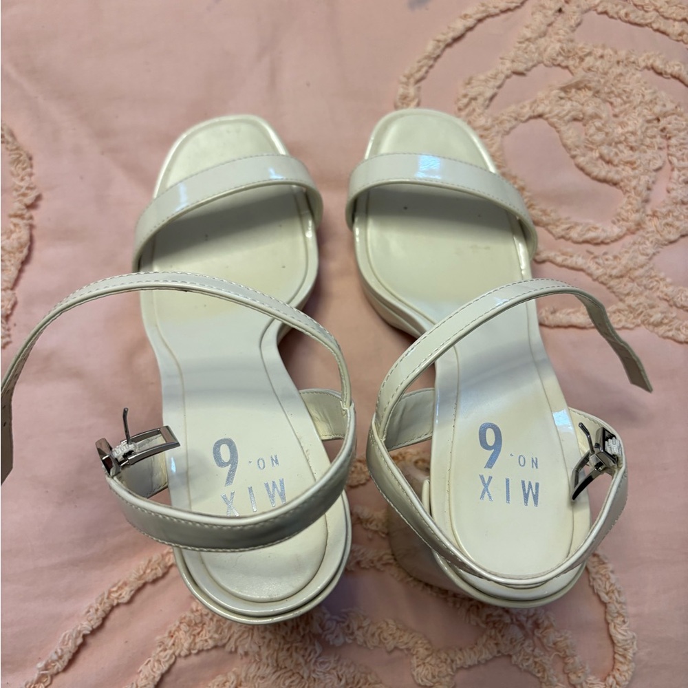 Mix No. 6 Women's White heels